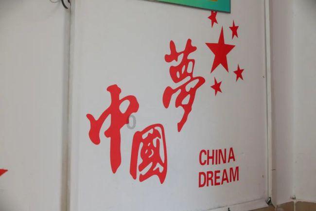 臭屁虫吃吃吃